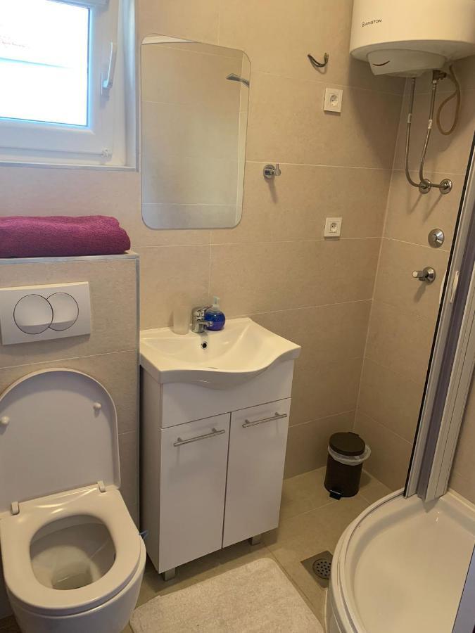 Apartment Jure Трогир Екстериор снимка