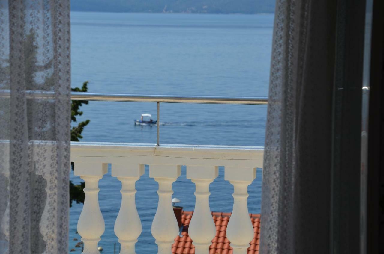 Apartment Jure Трогир Екстериор снимка